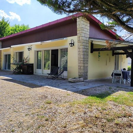 Villa Des Petites Chaumes Аваллон Экстерьер фото
